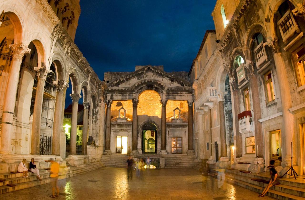 Spoleto Hotel Split Buitenkant foto